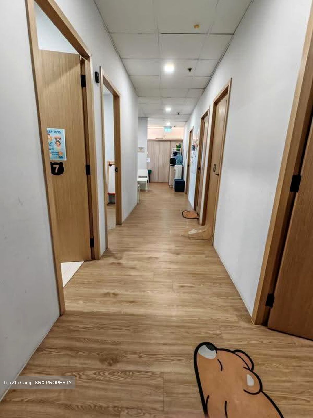 Parkway Centre (D15), Office #628743081